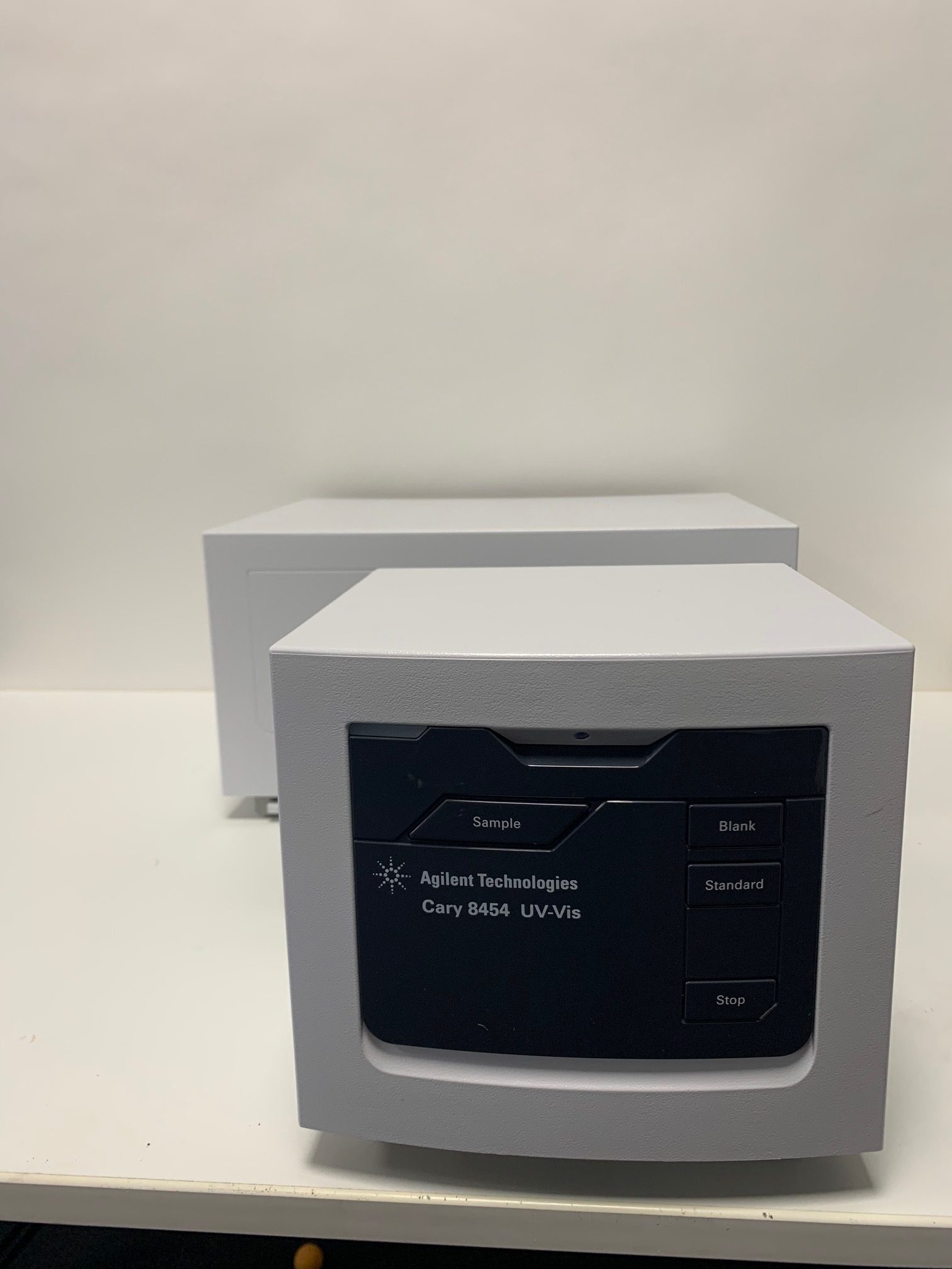 Cary 8454 UV-Vis Diode Array System