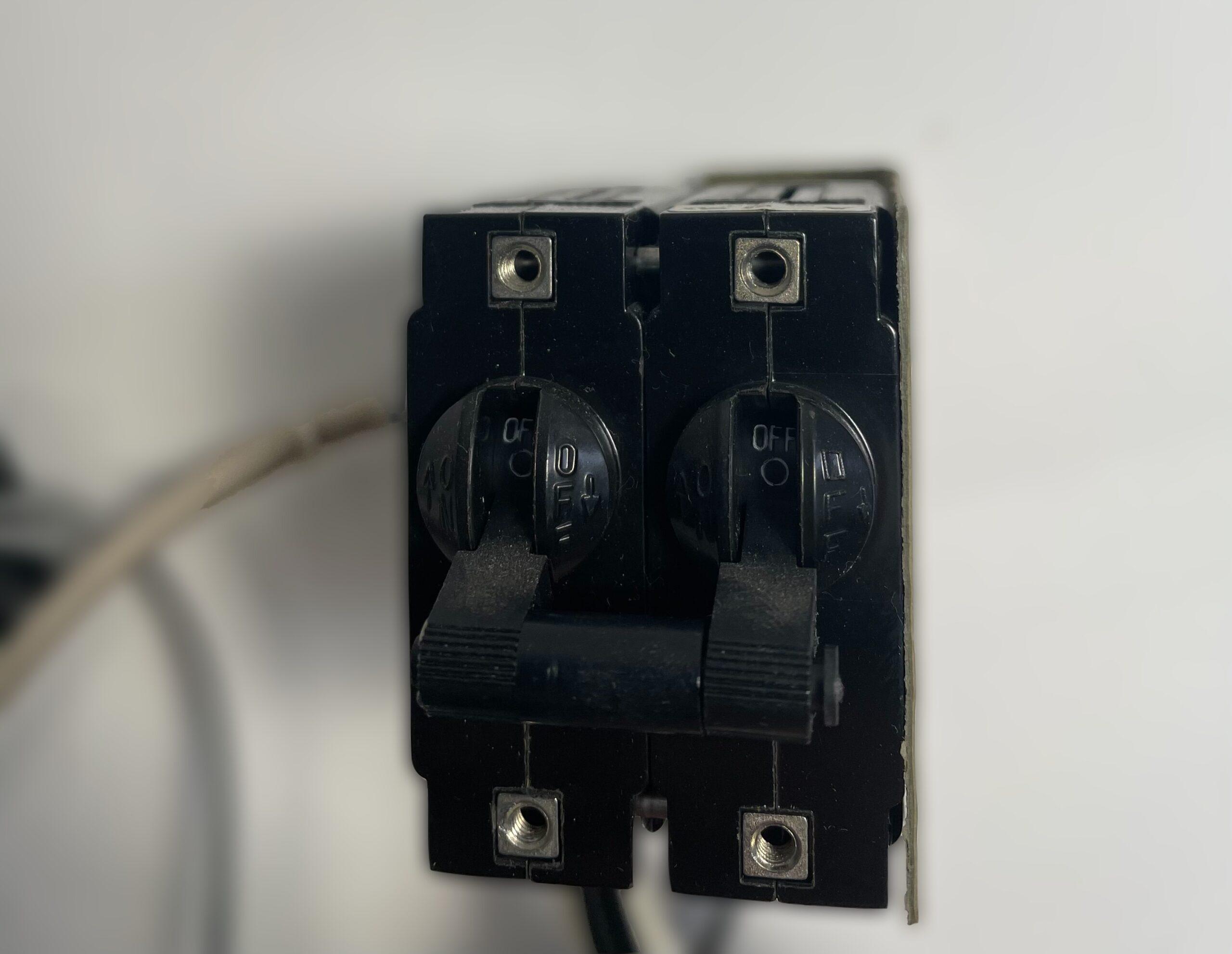 On and off switch Trace 200 series GC