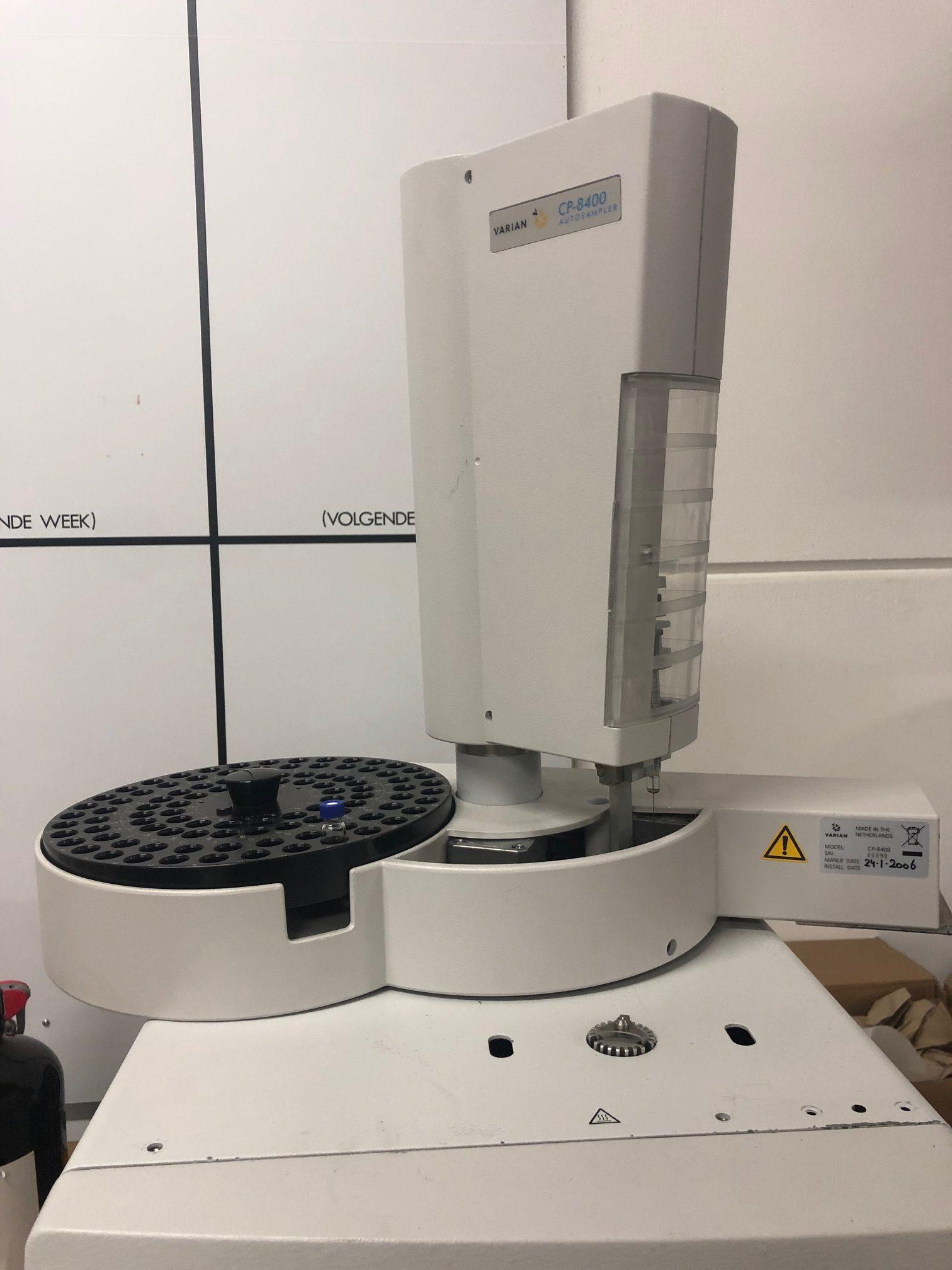 Varian CP-8400 autosampler